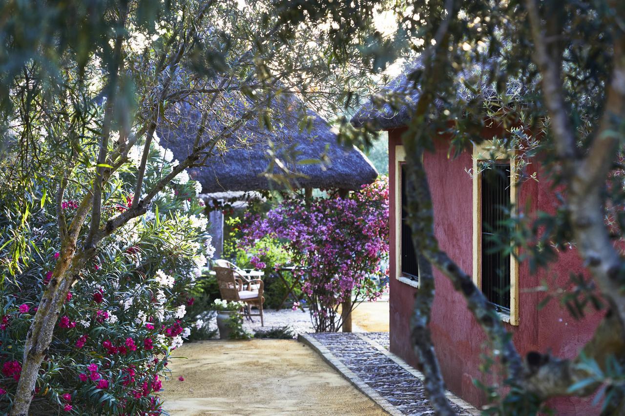 Hacienda De San Rafael Hotell Las Cabezas de San Juan Exteriör bild